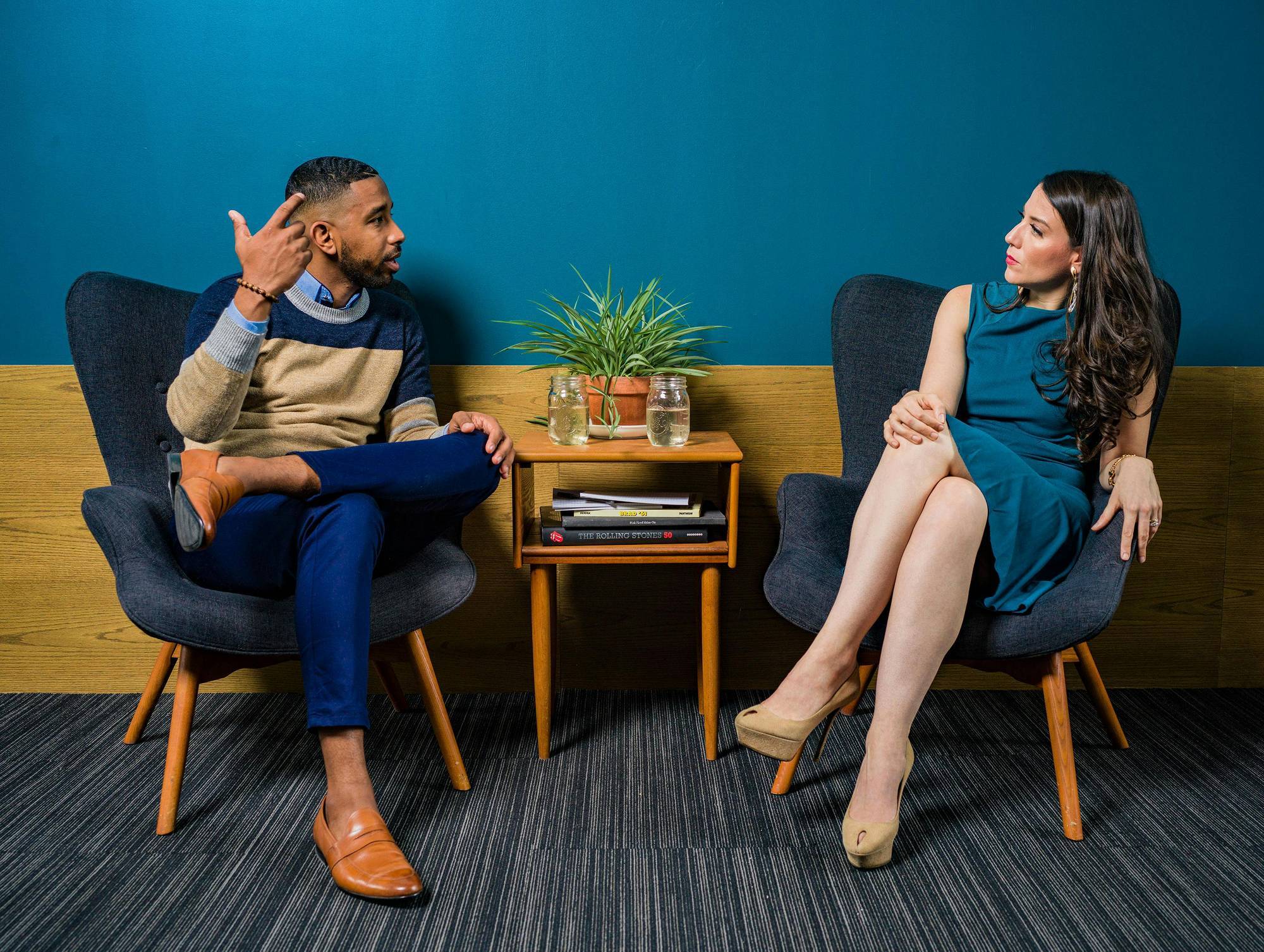 Colleagues having a conversation